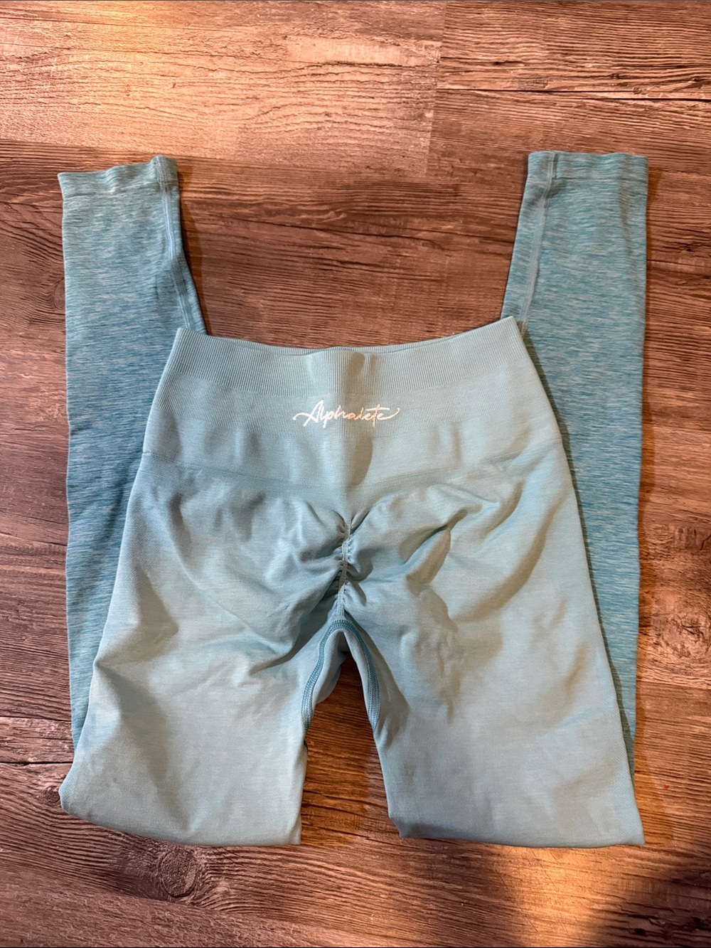 Alphalete Amplify ombre leggings
